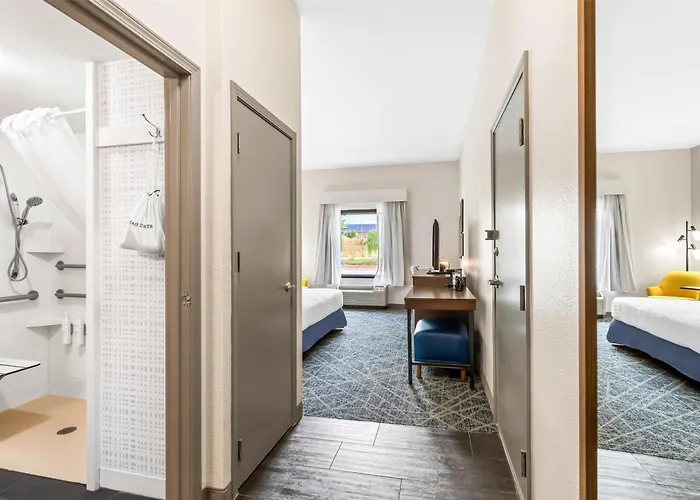 Hampton Hotel 3*