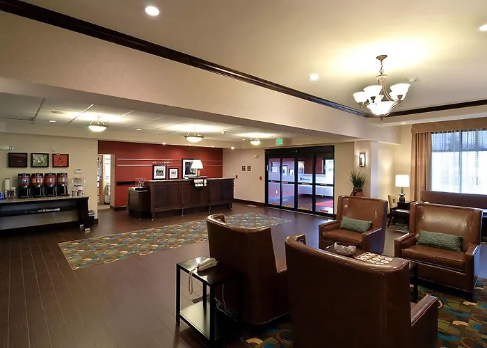 Hotel Hampton 3*